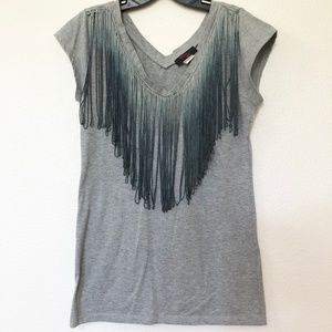 Gray V-neck fringe tee L